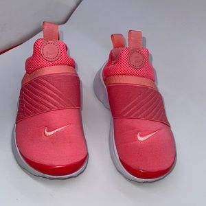 Pink Nike Presto’s size 10c